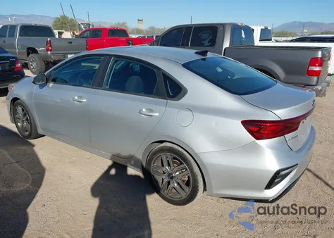 2019 Kia Forte S z USA, uszkodzony, nr VIN 3KPF34AD0KE094417